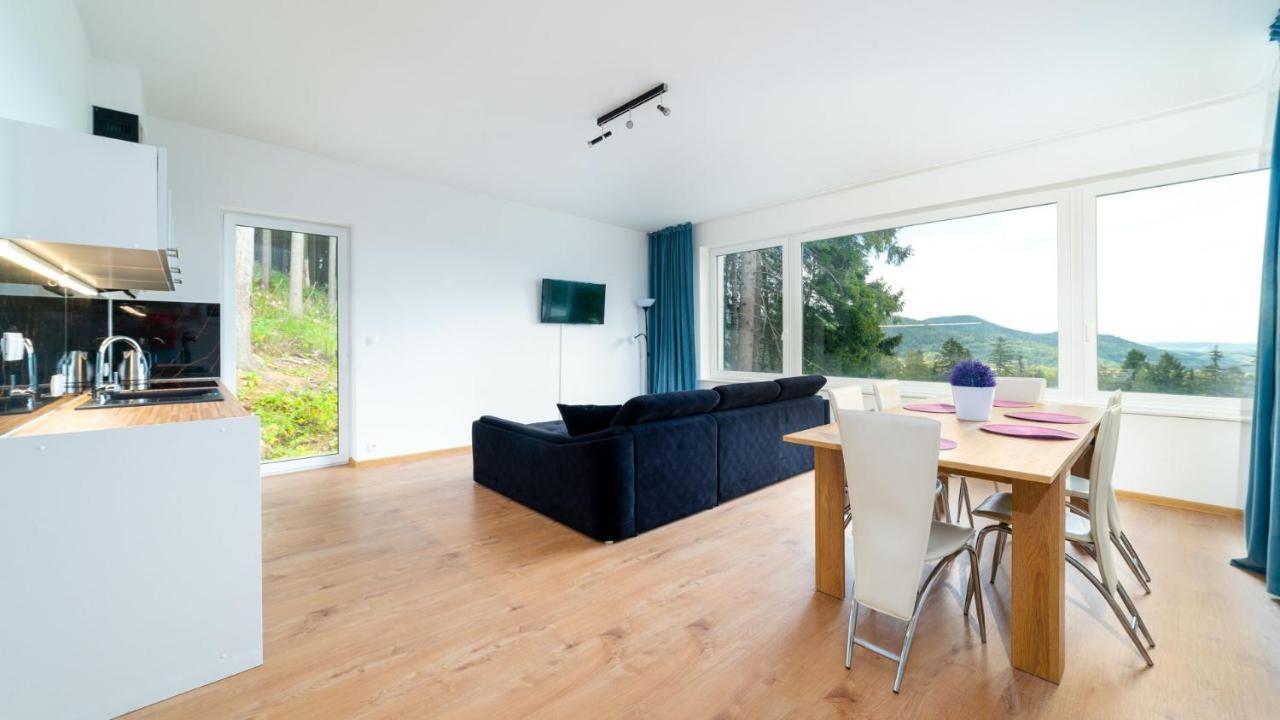 Everysky - Wyspianskiego 4 *